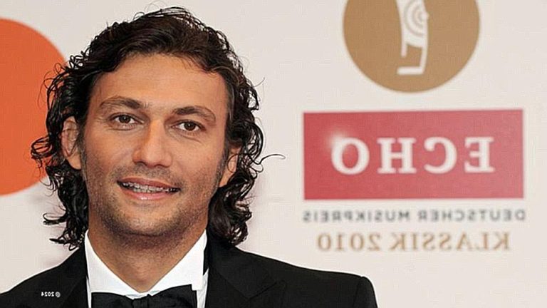 Entdecke Das Beeindruckende Jonas Kaufmann Vermögen – Ein Blick Hinter Die Kulissen Des Star-Tenors